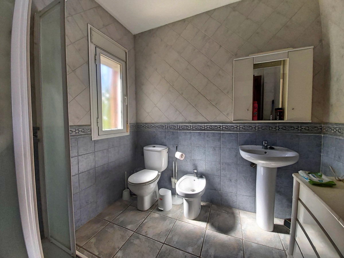 villa andaluz holiday rental villa coin malaga bathroom