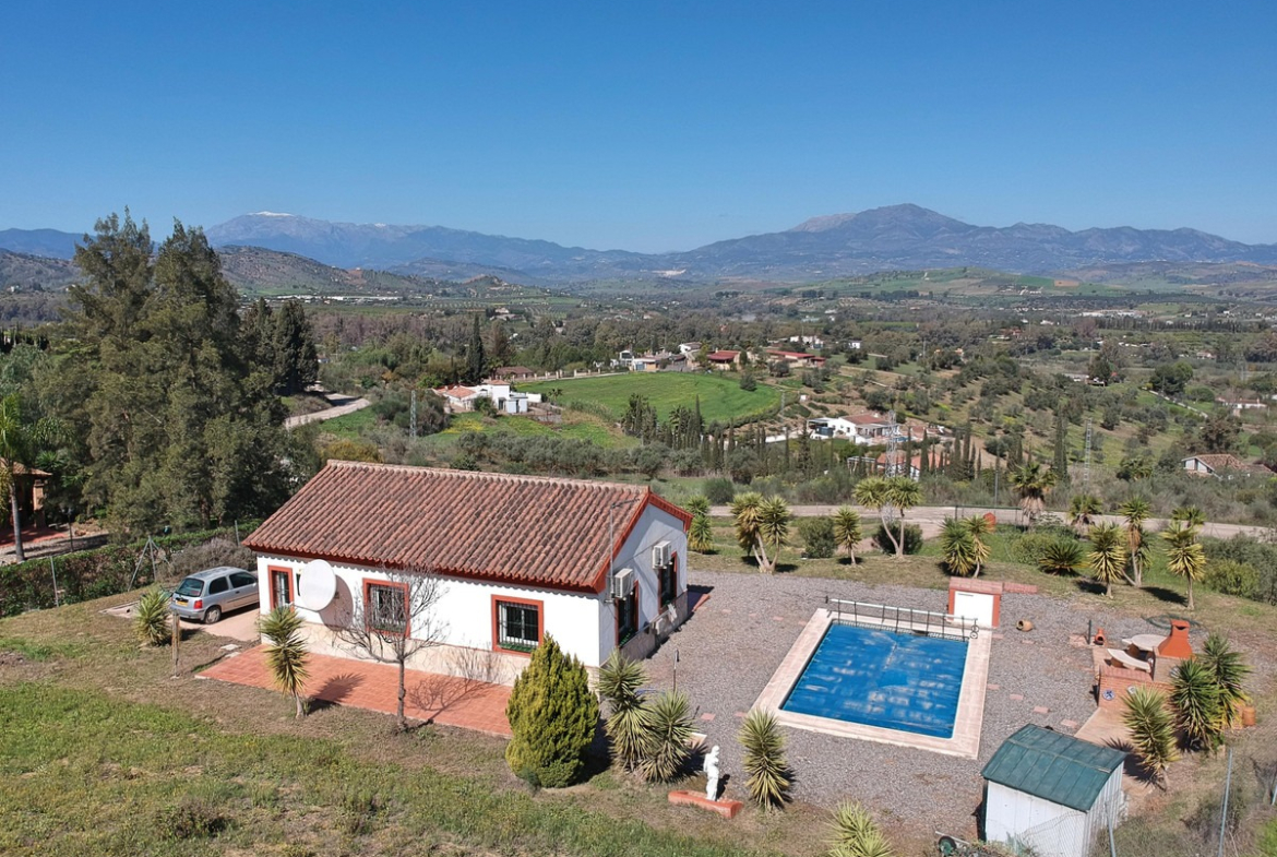 villa andaluz holiday rental villa coin malaga aerial 2