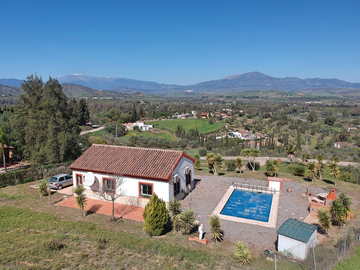 villa andaluz holiday rental villa coin malaga aerial 2